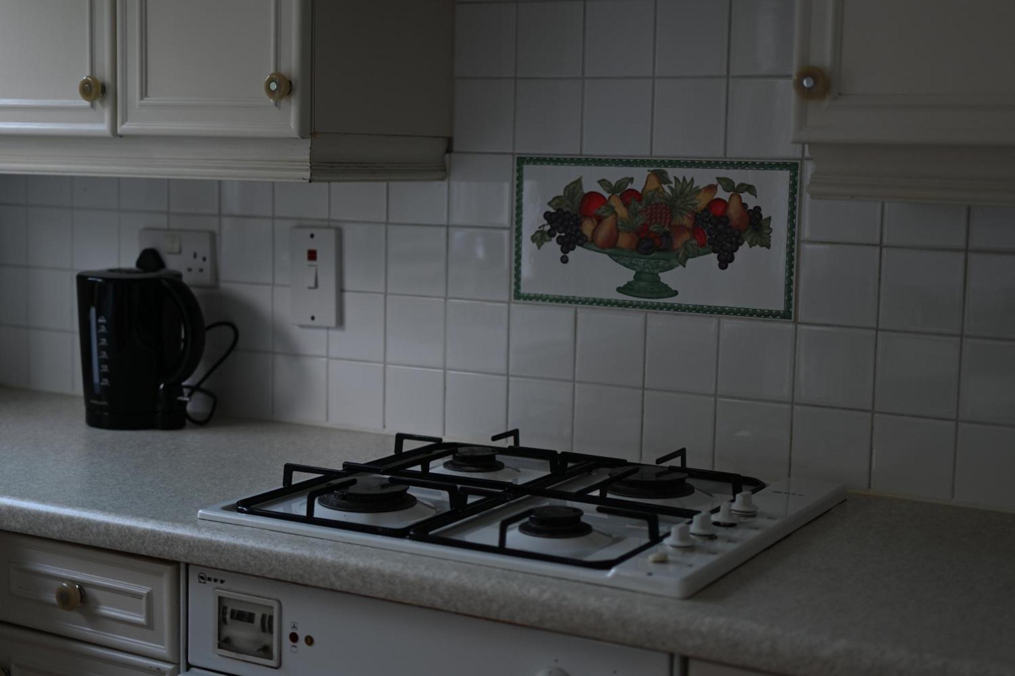 Spacious 4 Bed Near Nec, Jlr & Airport Parking For 3 Cars Ideal For Contractors! Holiday home Solihull